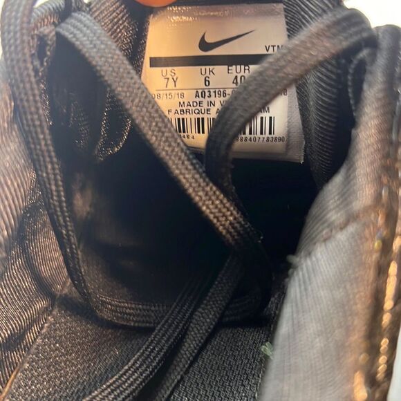 Nike Air Max 720 Throwback Future Black Fuchsia 7y Sneaker Trainers‎ - Picture 7 of 8